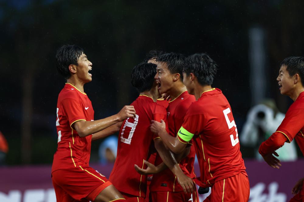 范戴克：伊萨克加入球队以来过得不轻松，但他的能力有目共睹